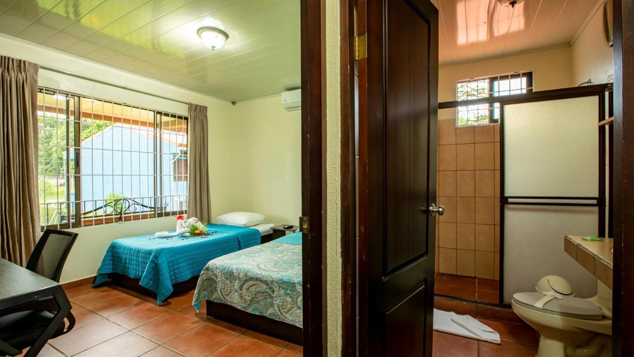 Condo'S Vista Al Volcan ラ・フォルトゥナ エクステリア 写真